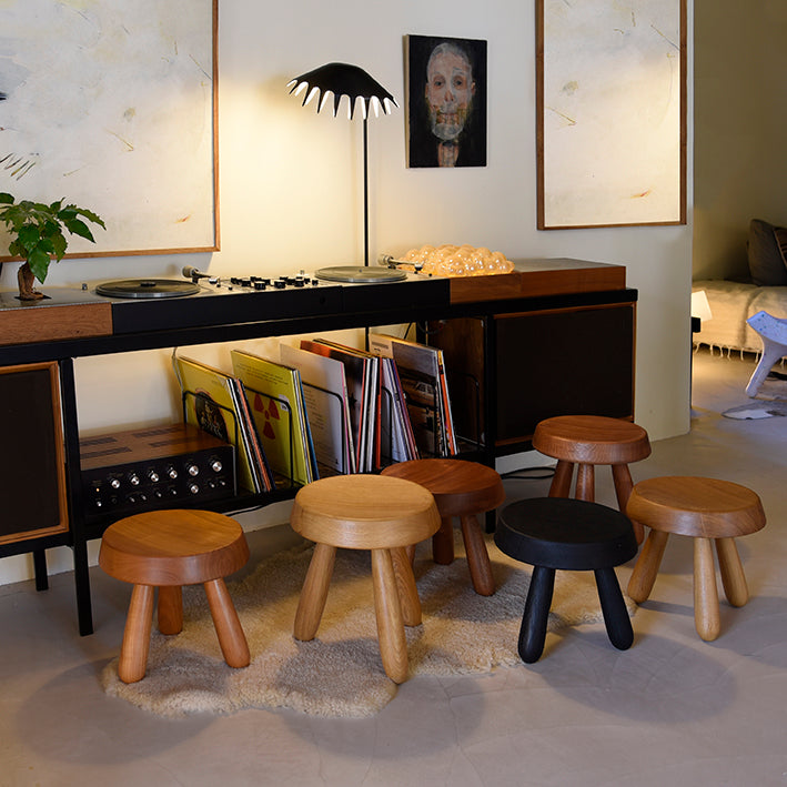 n° 16 310/60 - The Stool