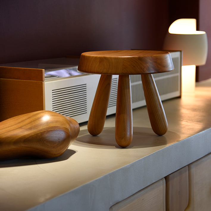 n° 16 310/60 - The Stool